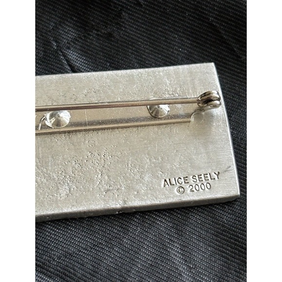 Vintage Pewter Tribal Fetish Brooch Pin by Alice Seely Pewter 1.5" Fetish Style - Picture 6 of 7